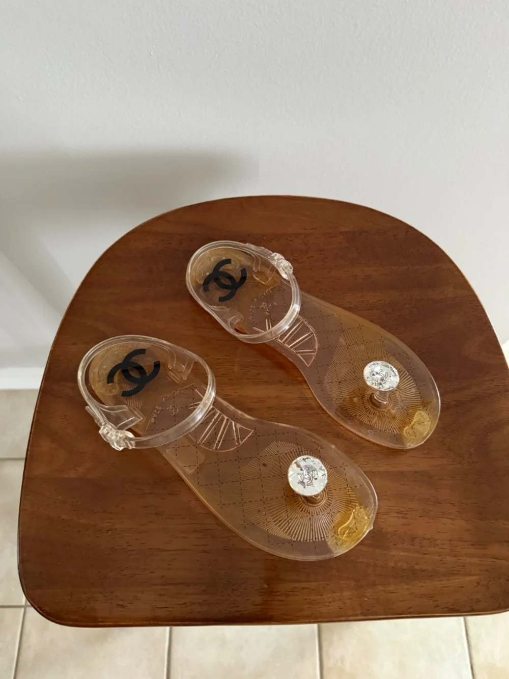 Vintage CHANEL Interlocking CC Diamond Jelly Sandals | Euro 38